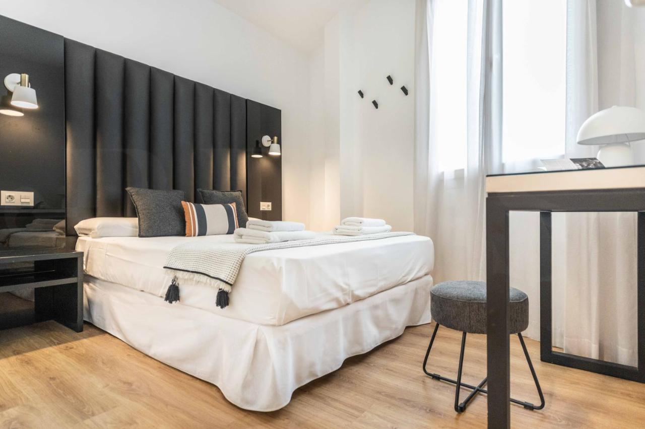 Inviting Duplex In Front Of Picasso Museum By Rems Apartamento Málaga Exterior foto