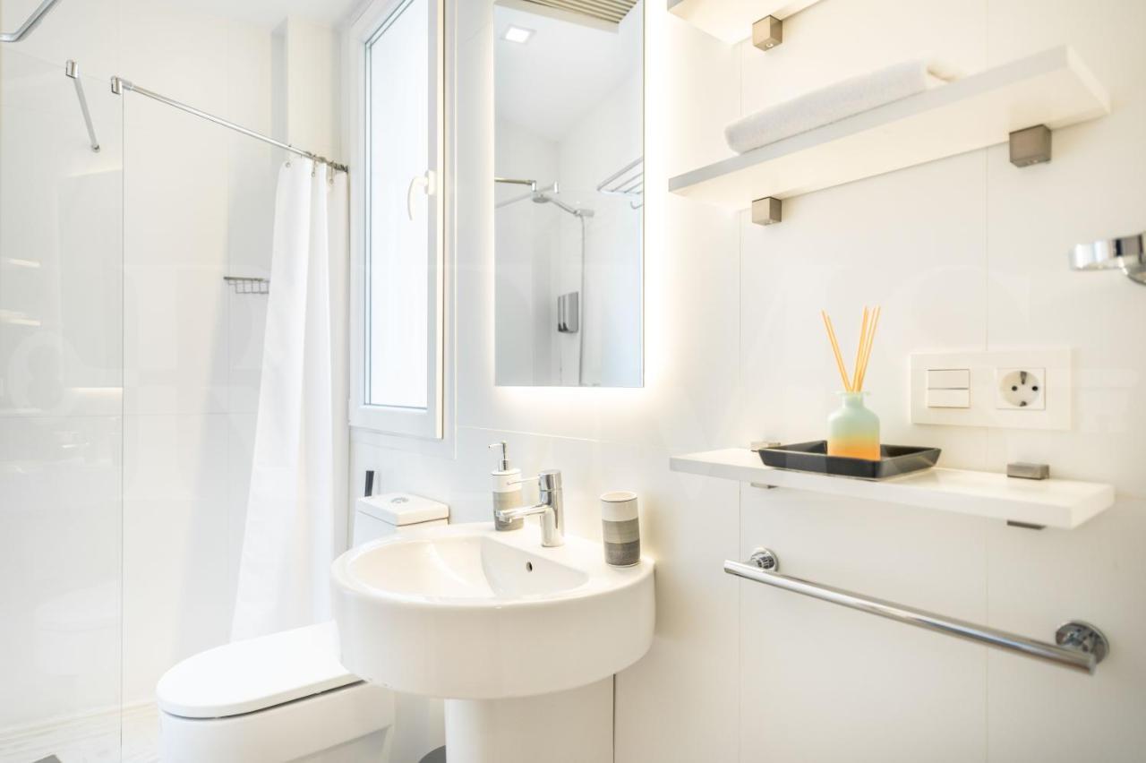 Inviting Duplex In Front Of Picasso Museum By Rems Apartamento Málaga Exterior foto